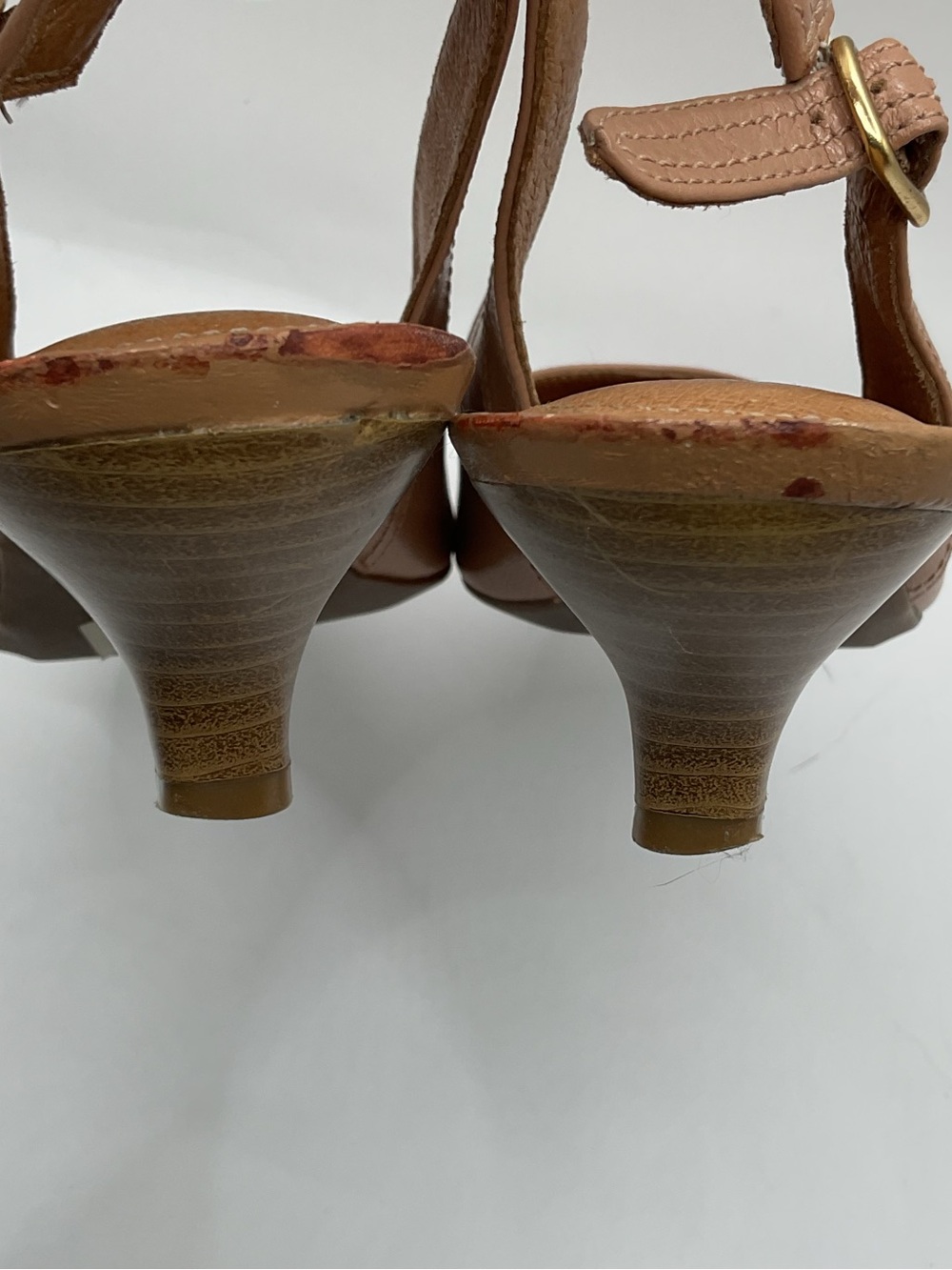 Clarks Slingback Pointed-Toe kitten Heel Pumps - Picture 15 of 16